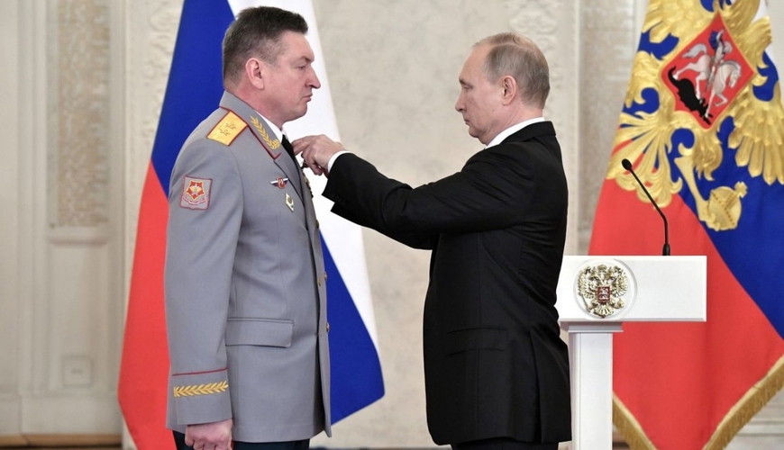 Putin “təmizləmə” əməliyyatına BAŞLADI - Şoyqunun kadrları HƏDƏFDƏ