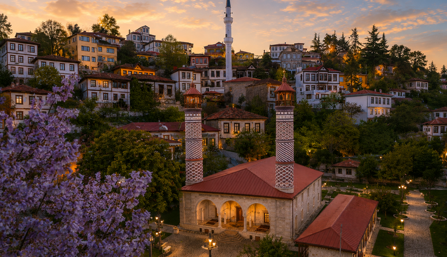 Şuşadan Trabzona olan 952 kilometr, qaradənizlilər və qalalılar...