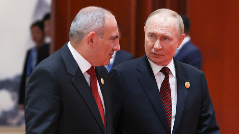 Putindən Paşinyana “ikinci Ukrayna” HƏDƏSİ – İrəvan QARIŞIR...