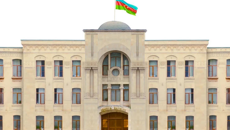 Səhiyyə nazirinin müavinlərinin sayı artırıldı