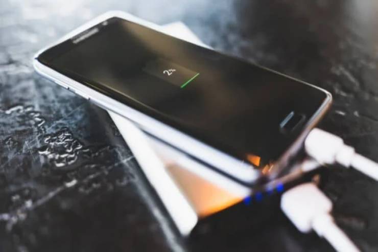 Telefonun batareyasının köhnəldiyini necə bilmək olar?