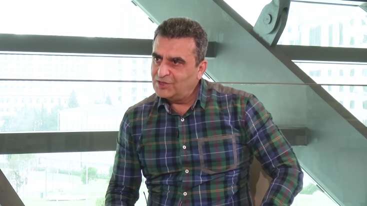 Kamran Həsənli televiziyaları tənqid etdi - "Ayıb deyilmi Seyid Əzim Şirvaninin ruhundan?!"