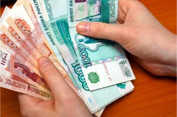 Dollar kəskin bahalaşdı