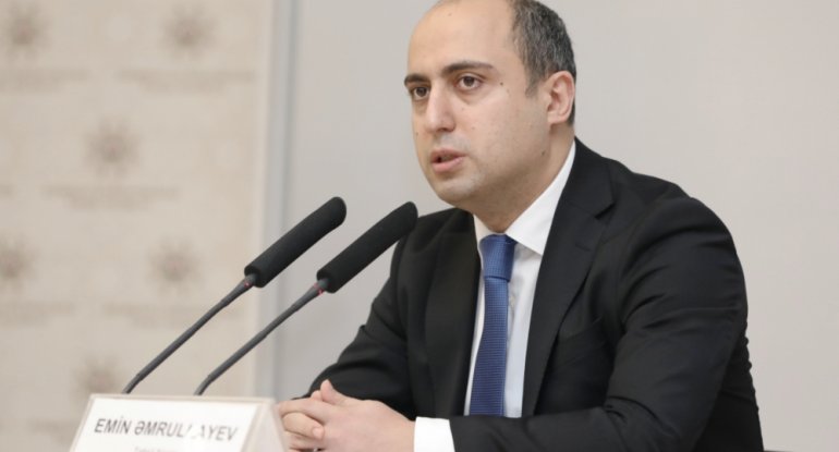 Emin Əmrullayev: "Dəyişiklik üçün ağır qərarlar verməliyik"