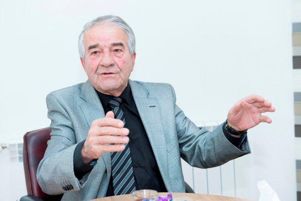 “Azərbaycan dili reanimasiyadadır” - Seyran Səxavət
