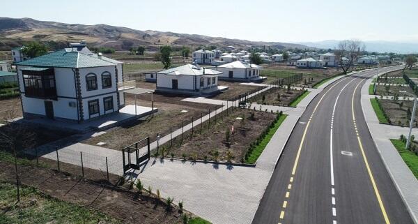 Qarabağdakı məktəblərin - Siyahısı