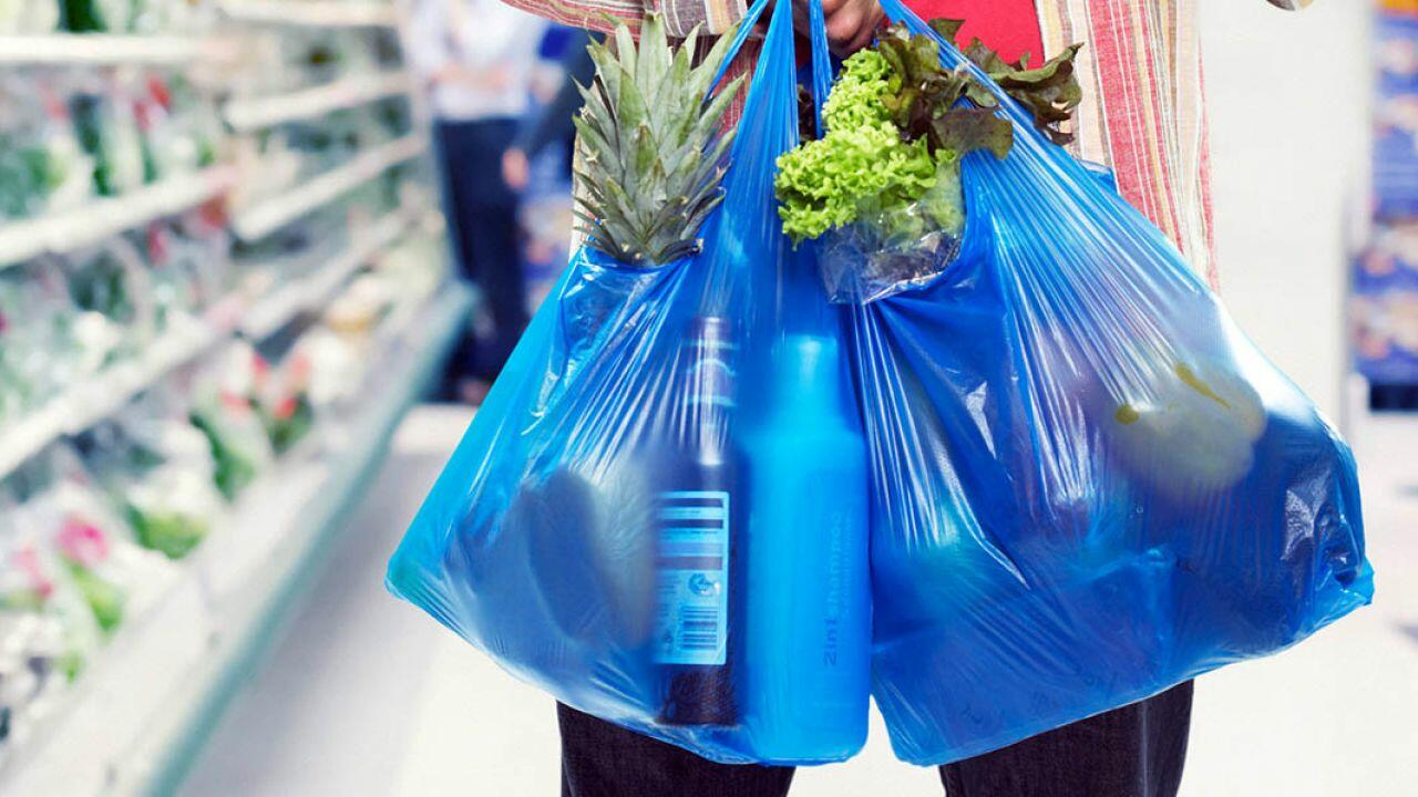 Sabahdan marketlərdə polietilen torbaları neçəyə satacaqlar? - Qiymətlər bilindi