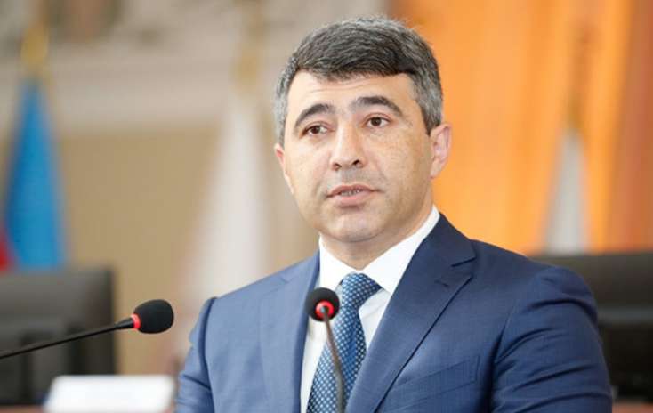 İnam Kərimovun hakim formasında ilk görüntüsü - FOTO