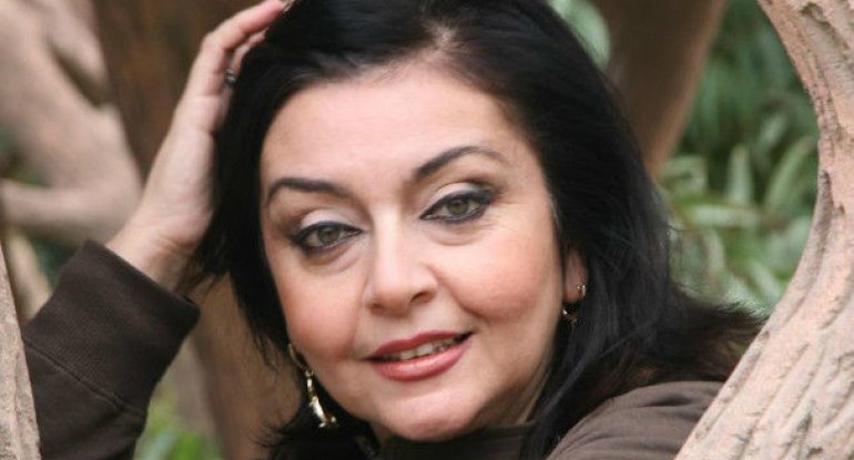 Həmidə Ömərovanın sirri: "Gəlinimə demişəm ki..."