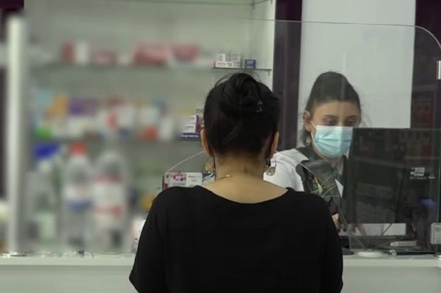 Bəzi apteklərdə nağd alış tələsi: “Endirim”, yoxsa vergidən yayınma? - VİDEO