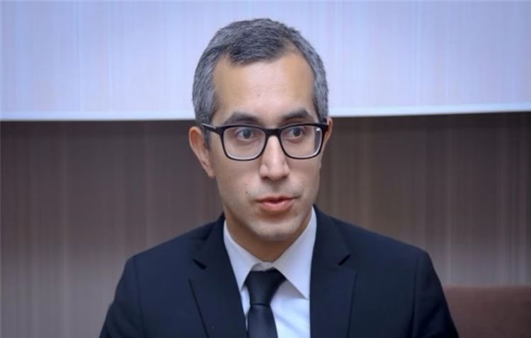 Kamran Əsədovdan Təhsil Nazirliyi yanında İctimai Şuraya ETİRAZ: "Ancaq tərif ilə məşğul olurlar"