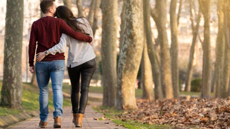 Bakıda parkda "qız söhbəti" - Qazini Alatavada niyə öldürdülər? 