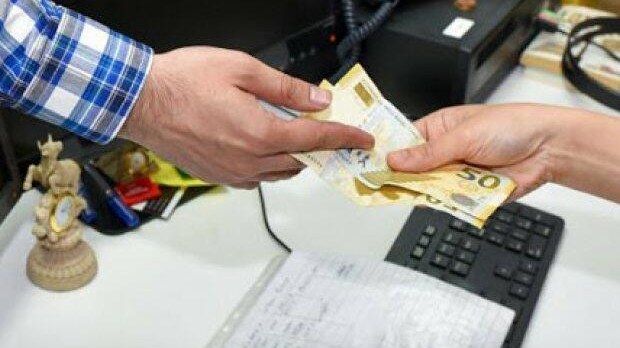 Hər ay 345 manatı necə almaq olar və kimlər ala bilər? - İZAH