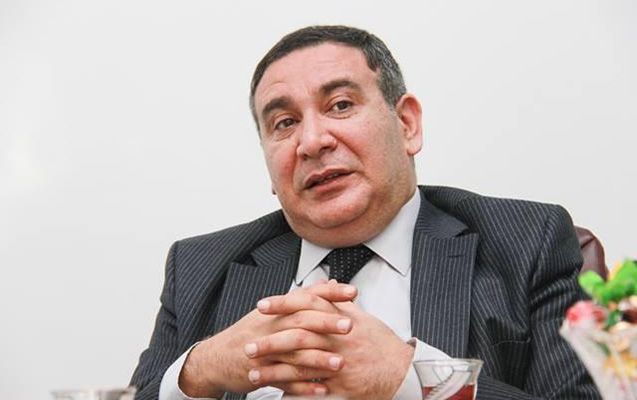 "Feysbukda çox adam səhv buraxır" - Rəşad Məcid