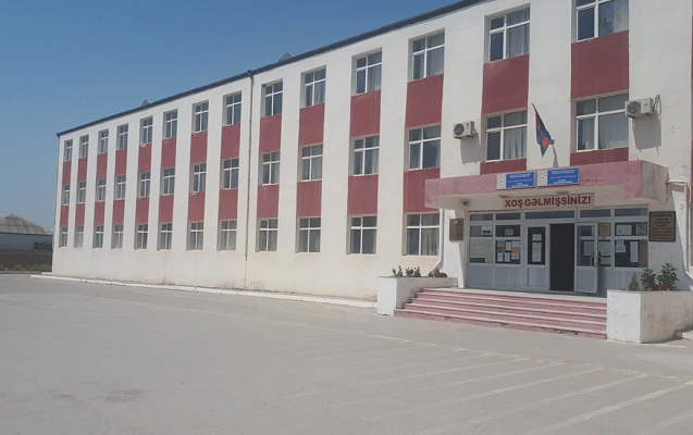 Məktəbin vəzifəliləri büdcəyə 132 min ziyan vurdu