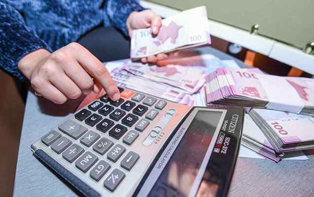 Azərbaycanda ən çox maaşı onlar alır - SİYAHI