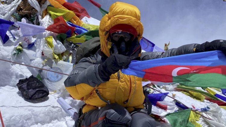 Azərbaycanlı qadın Everest zirvəsini fəth edib