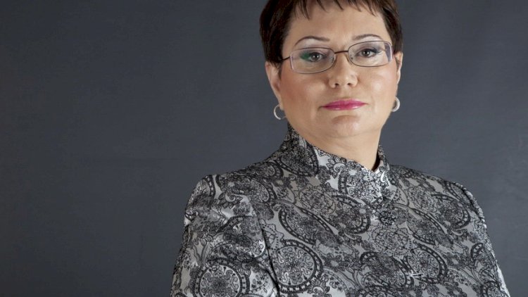 Elmira Axundova vəzifəsini niyə itirdi? – Çoxdan gözlənilən qərar