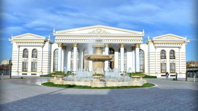 Məmur qızı üçün dəbdəbəli toy məclisini bu restoranda keçirib – Video + Fotolar