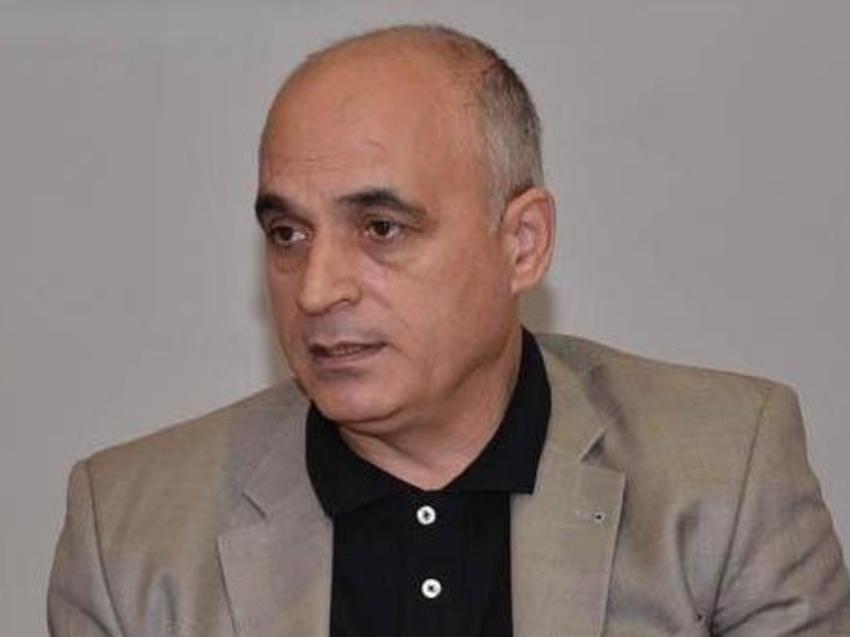 Fermerlər məhsullarını sata bilməməkdən şikayət edir - Ekspert səbəbləri açıqlayır